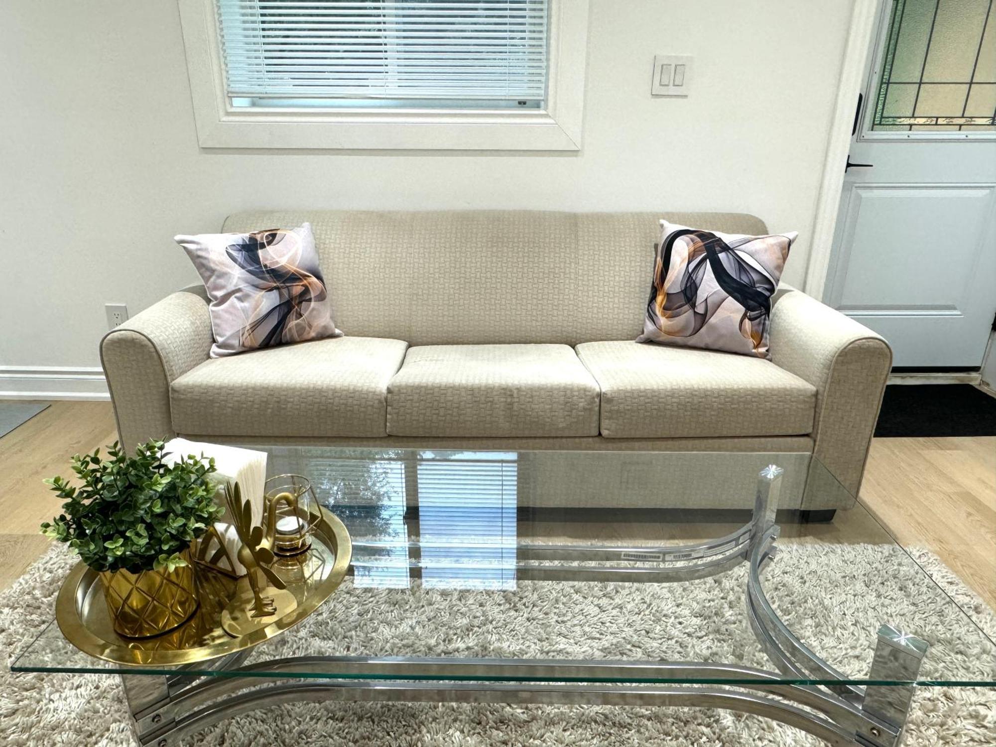 Cozy, Brand-New, 2Bdr,Walkout Apt, Free Parking Ричмонд-Хилл Экстерьер фото